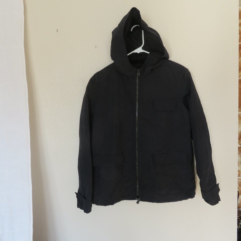 Women's The Gap Pre-Owned Full Zip Hoodie Size M